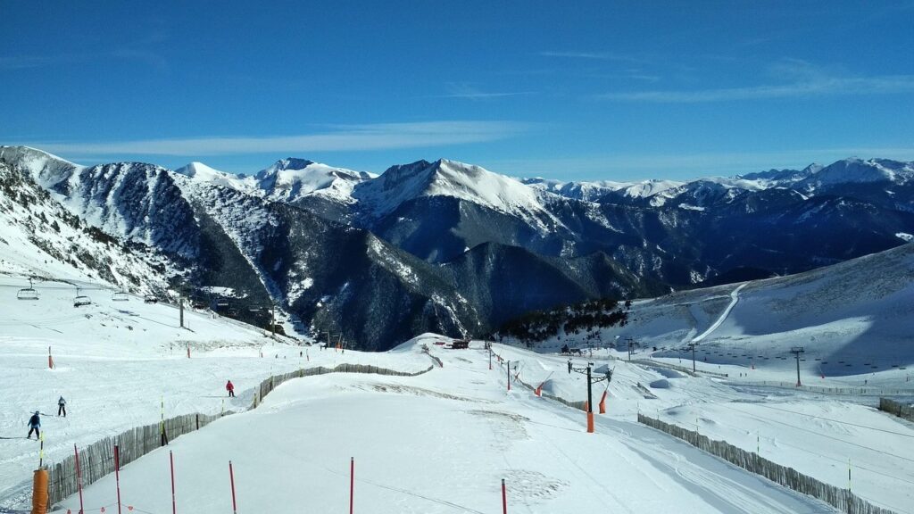 Guía por carretera de Barcelona a Andorra: Rutas, aduanas y equipaje