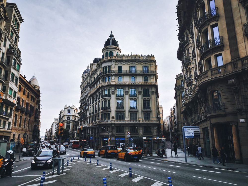Taxi nocturno en Barcelona