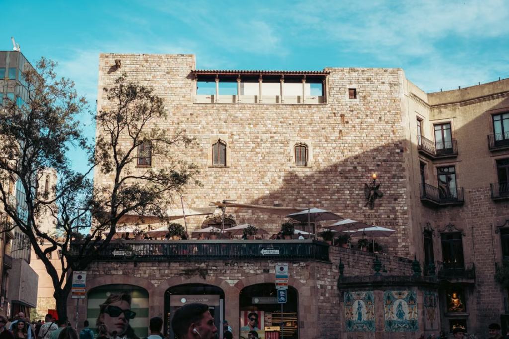 Pueblos medievales cerca de Barcelona